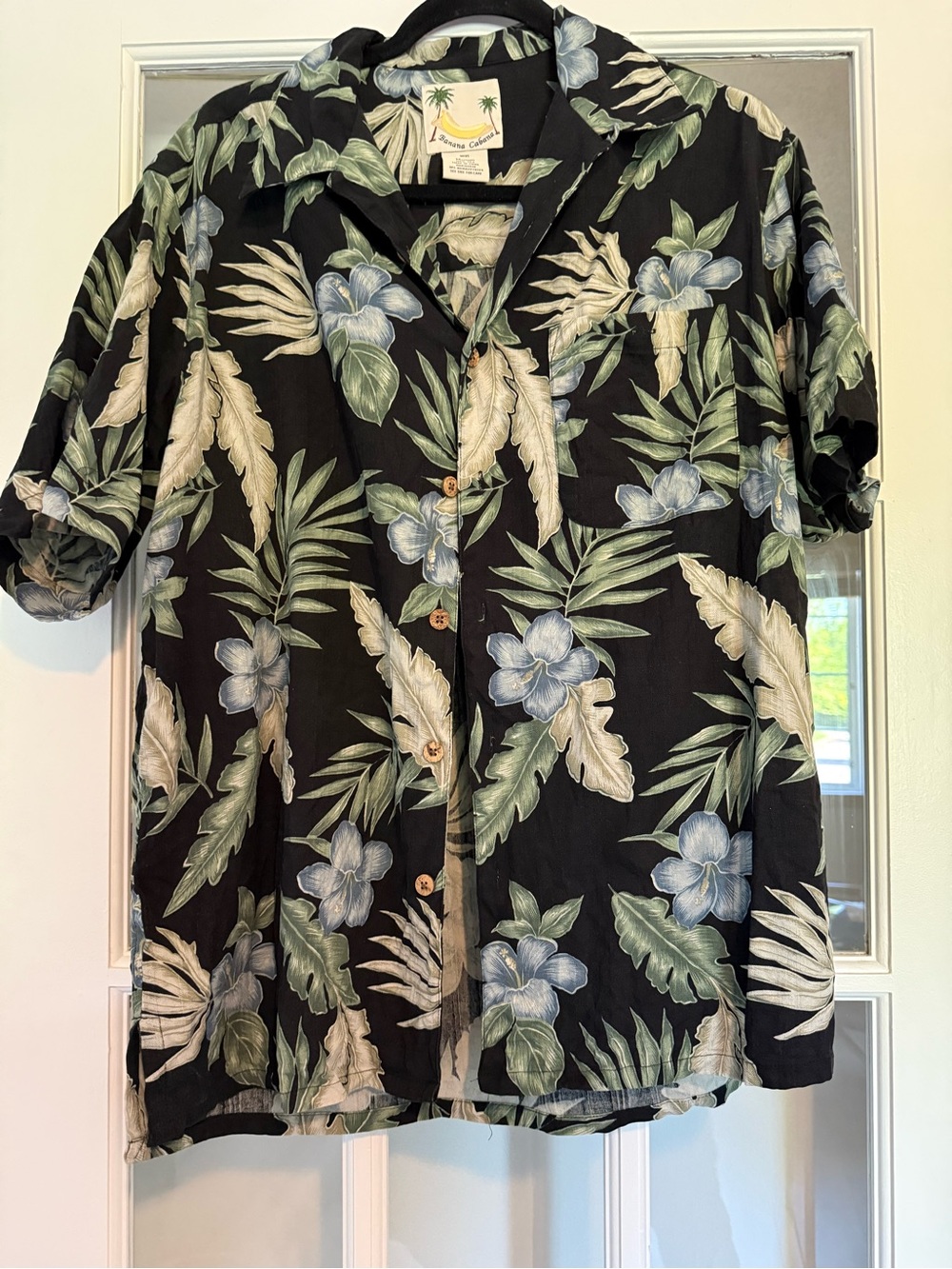 Banana Cabana Tropical Floral Button-Down Shirt 100% Silk